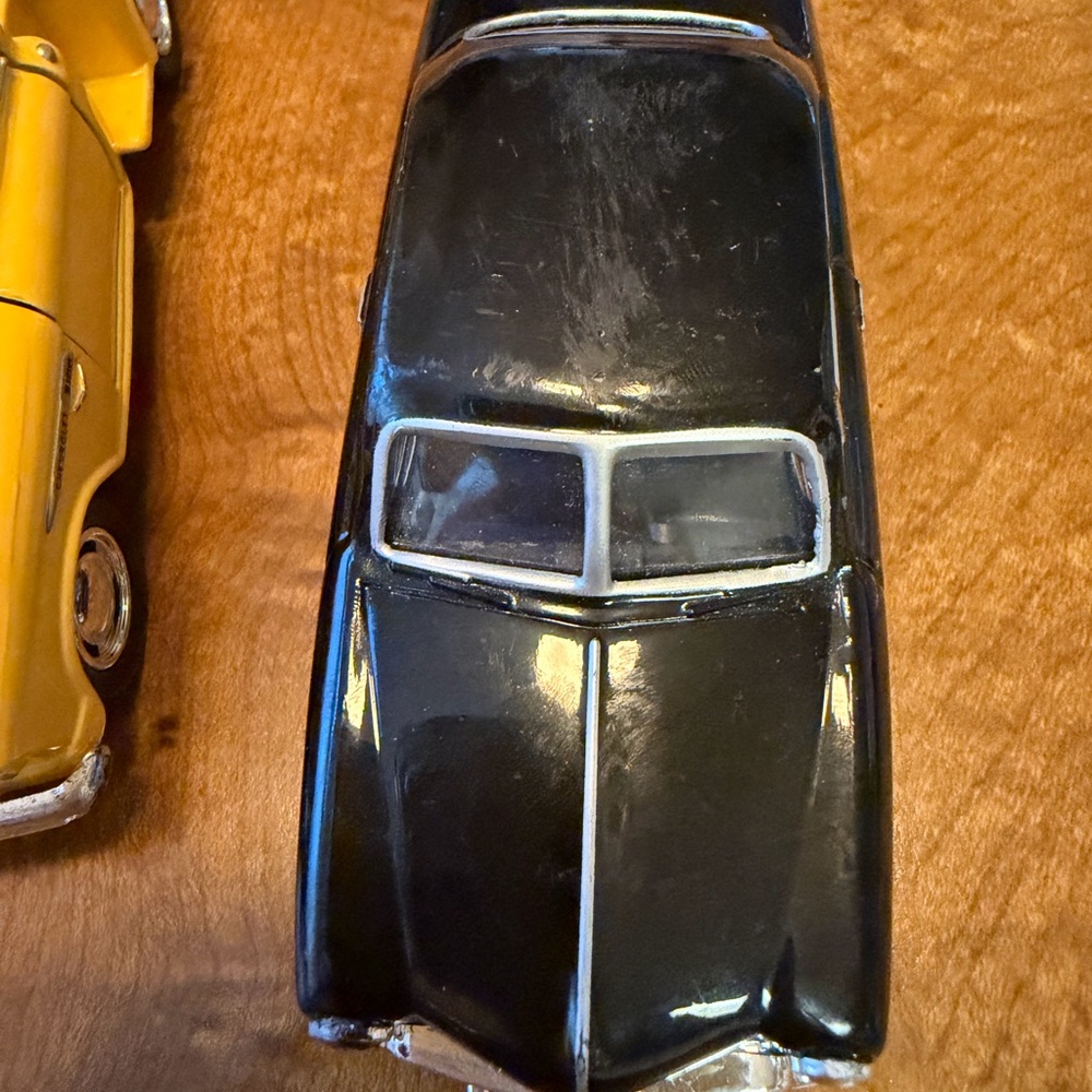Lot of 3 collectible models of classic American cars. #R-10 - Picture 4 of 4